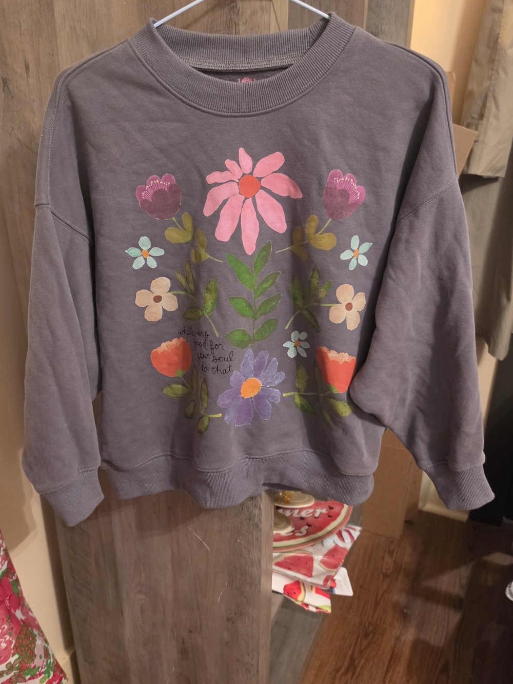 NATURAL LIFE Purple/Dark Gray Floral Crewneck Sweatshirt with Multicolor Blooms